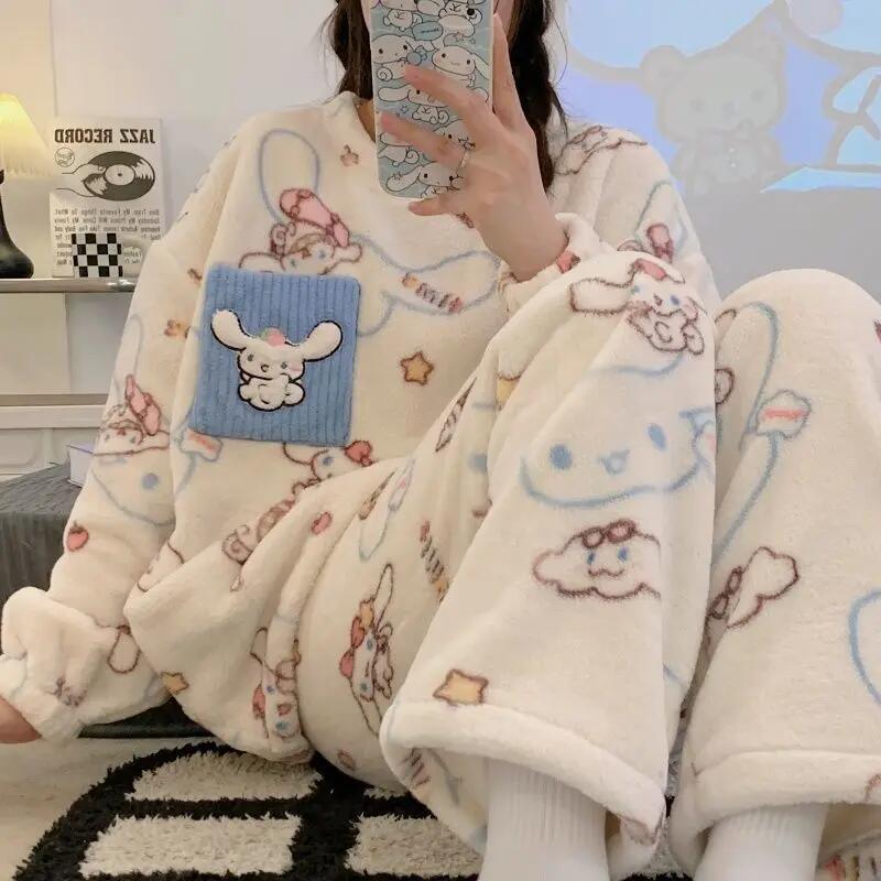 Women's Pajamas Hello Kitty Au - огляд і ціна Winter Clothes