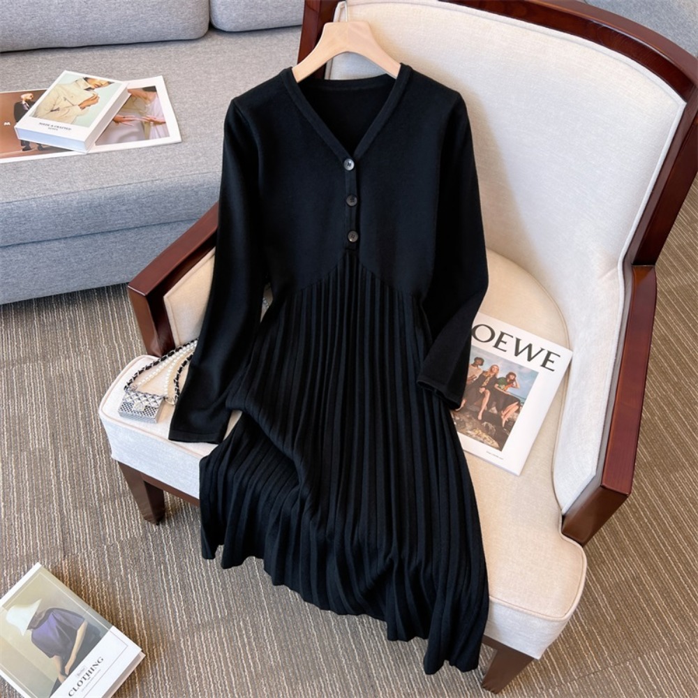 casual Elegant V-neck button K - огляд і ціна Winter Clothing Line