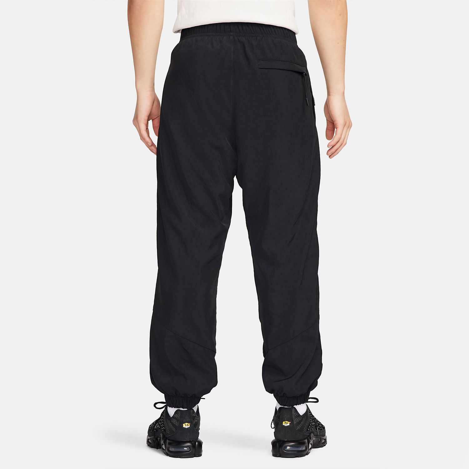 Nike Official Authentic 2023 W - огляд і ціна Winter Clothing Nike